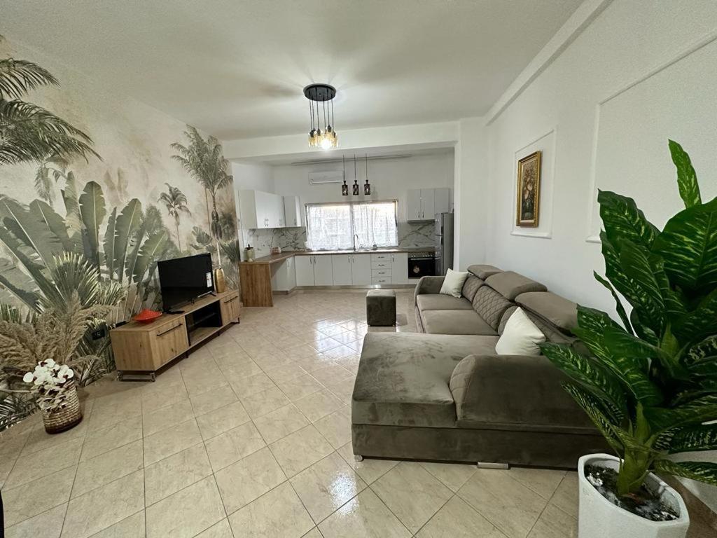 Victorias Apartment Tirane エクステリア 写真
