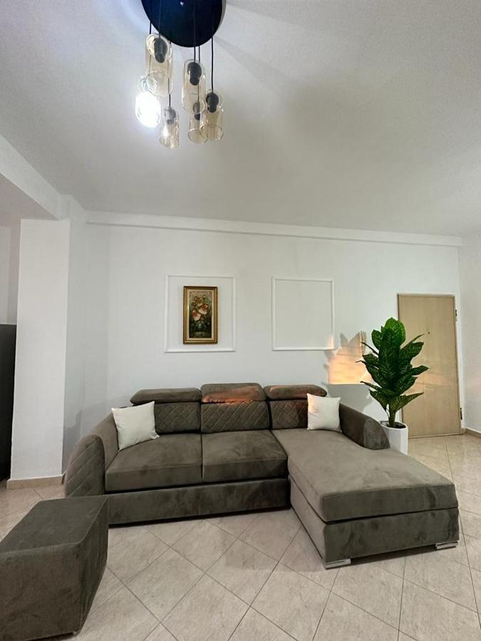 Victorias Apartment Tirane エクステリア 写真