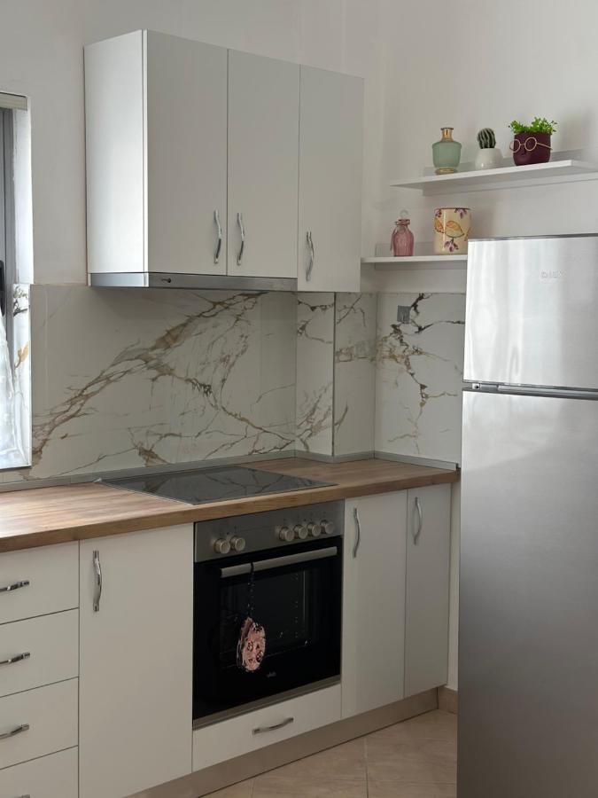 Victorias Apartment Tirane エクステリア 写真